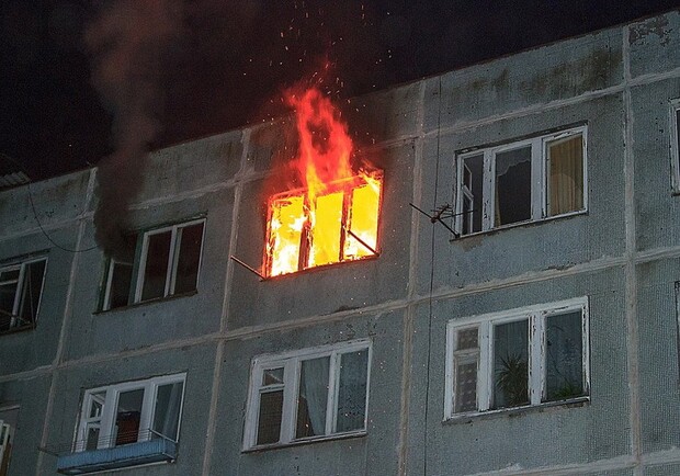 В Хортицком районе Запорожья в пожаре погиб мужчина. 