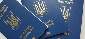 Рекорд: скільки закордонних паспортів оформили на Одещині у 2022 році