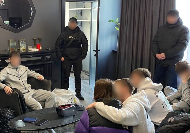 Повестки организаторам 