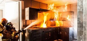 У Запоріжжі під час пожежі в багатоповерхівці загинув чоловік