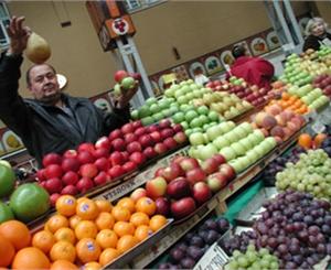 В выходные в Запорожье привезут дешевые продукты. Фото korrespondent.net