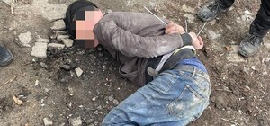 Из разрушенных квартир в центре Запорожья мужчина пытался украсть вещи