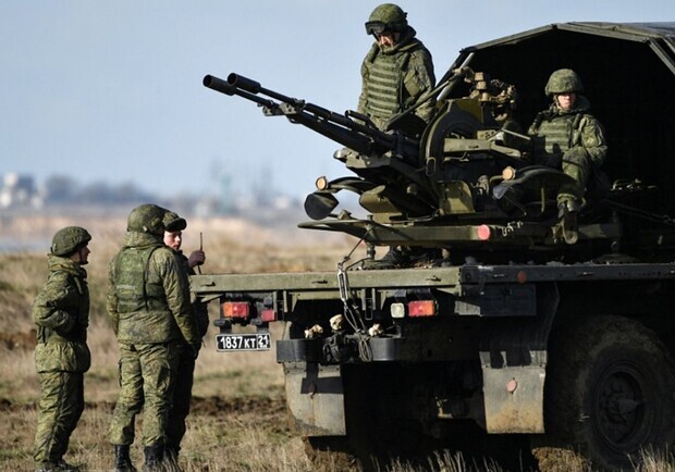 Окупанти імітують суттєве нарощування сил у Запорізькій області. 