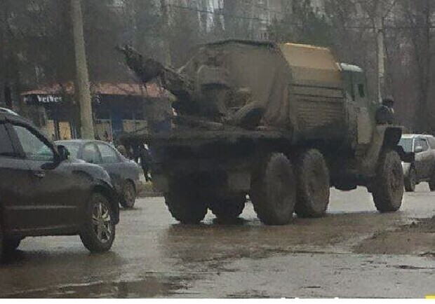 Війська РФ перекидають у напрямку Запорізької області вантажівки з паливом. 