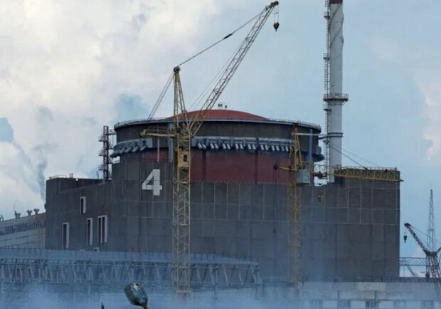 У четвертого энергоблока Запорожской АЭС взорвалась российская мина. 