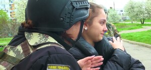 Полиция эвакуировала женщину и четырех детей с фронта в Запорожской области