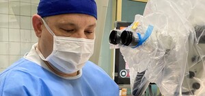 В Днепре спасли военного с пулей в голове