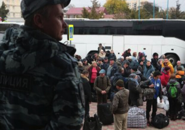 Окупанти пояснили, чому терміново евакуювали людей із 18 населених пунктів Запорізької області -