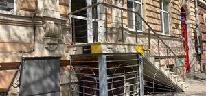 Поліція провела обшуки в одному із ЗМІ в Одесі (оновлено)