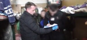 В Одессе заключенный продавал оружие прямо из СИЗО