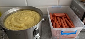 В Днепре некоторые категории ВПЛ могут получить бесплатные обеды в шелтерах: инструкция