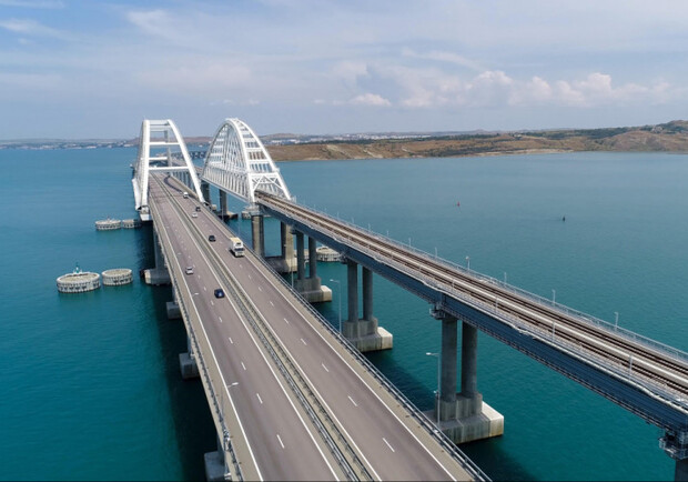РФ пытается разгрузить Крымский мост и увеличивает трафик через Мелитополь. 