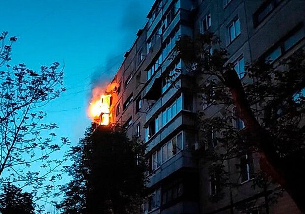 В Запорожье во время пожара в многоэтажке погибли два человека. 