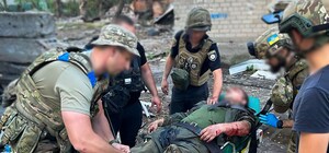 В поліції показали фотографії наслідків авіаційного удару по Оріхову