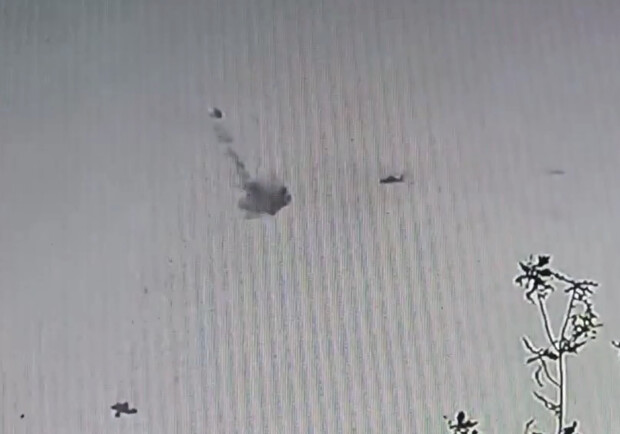 Появилось видео, как на Запорожском направлении сбили вертолет Ка-52 -