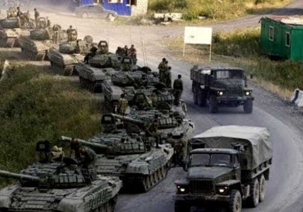 Враг массово доставляет военную технику в направлении Мелитополя - 