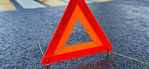 На Черемушках в ДТП попал Mercedes: есть пострадавший 