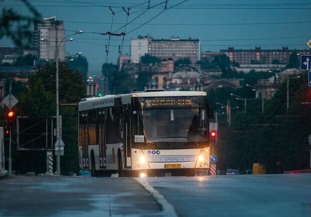Как будет работать общественный транспорт в Запорожье 22 сентября 2023 года. 