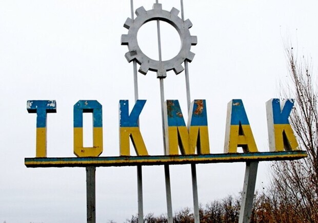 Военные РФ грабят и насилуют мирное население в Токмаке. 