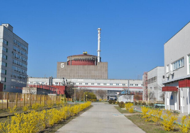 Россияне перевели в горячее состояние два блока Запорожской АЭС. 