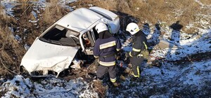 Смертельна ДТП на запорізькій трасі: загинули дві людини, постраждали двоє дорослих і дитина