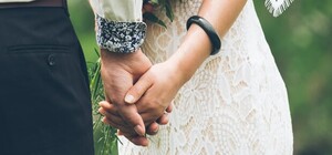 На Львівщині судили 25-річну жінку, яка одружилась із родичем для його втечі за кордон 