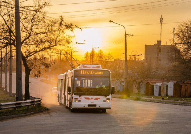Как будет работать общественный транспорт в Запорожье 17 декабря 2023 года. Фото: zaporizhia_transport