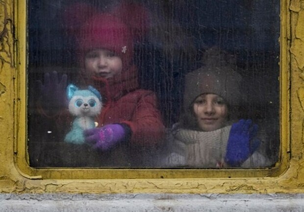 Окупанти планують вивезти 200 дітей із Запорізької області до Росії. 