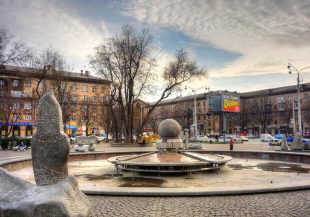 В Запорожье готовятся переименовать площадь Маяковского, проспект и еще 120 улиц: список. 