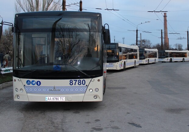 В Запорожье приостановлена работа некоторых автобусных маршрутов. 