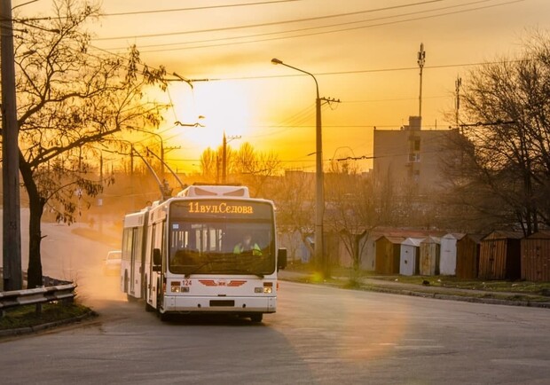 В Запорожье приостановлена работа некоторых троллейбусных маршрутов. 