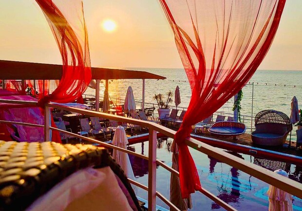 Какие пляжные комплексы Одессы уже работают: обзор с ценами (часть первая)