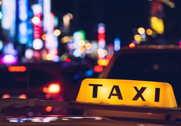 В Запоріжжі водій таксі поранив пасажира ножем. 