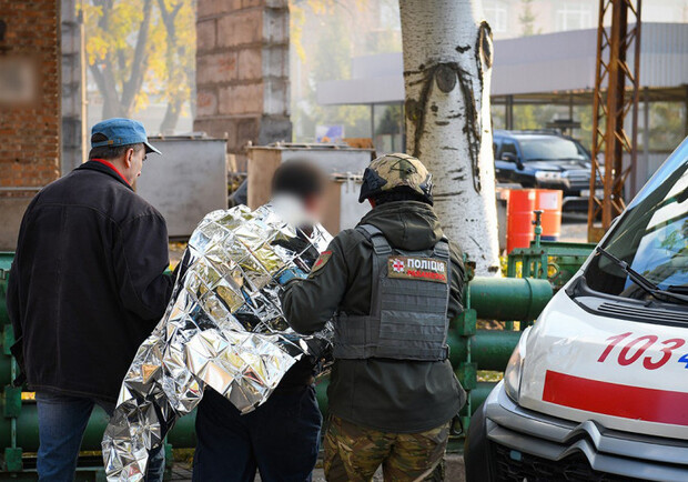 Внаслідок ракетного удару РФ по Запоріжжю збільшилась кількість загиблих. 