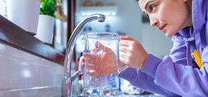 С понедельника в Днепре жителям частного сектора будут отключать воду за долги: адреса домов