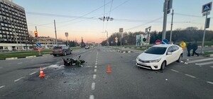 На проспекті Героїв Харкова мотоцикліст влетів у Toyota: двоє загиблих
