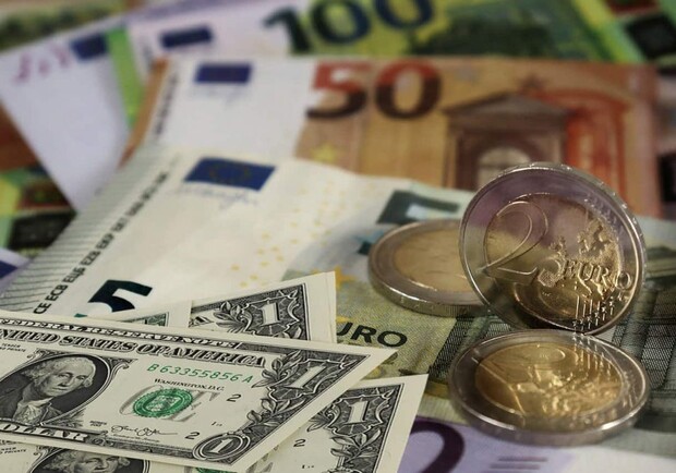 Курс валют в Украине 1 мая 2025: сколько стоит доллар и евро. Фото: pixabay.com