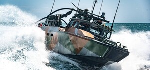 В Одессе людей на надувных кругах вынесло в море: их спасли военные моряки