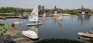 В Днепре стартовали бесплатные парусные занятия для детей ветеранов