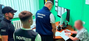 У Харкові директора лікарні та старшу медсестру підозрюють у заволодінні майном