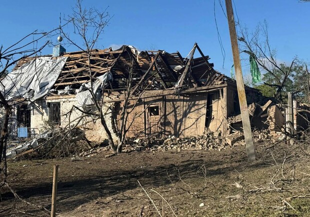 Росія завдала удару по Кушугумській громаді КАБами: зруйновані будинки та церква. 