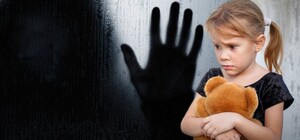 В Днепропетровской области женщина снимала и распространяла порно с 2-летней дочерью