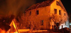 РФ массированно атаковала Запорожье КАБами: в городе пожар и погибший