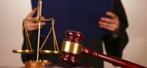 В квартире в центре Одессы обнаружили арсенал секс-игрушек и десятки блокнотов с записями: суд вынес приговор