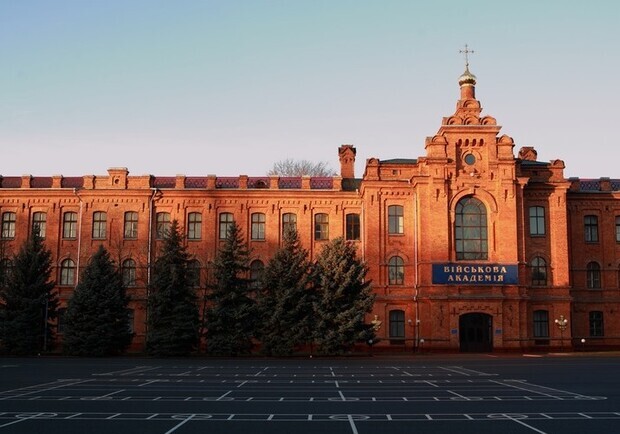 Гибель курсанта в Одессе: как комментируют инцидент в Военной академии