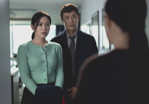 Рейтинг кінопрем'єр: що дивитись у кінотеатрах з 11 по 19 грудня - фото: Кадр із фільму "Жодного вибору". Adastra Cinema