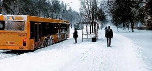 Как в Днепре будет работать общественный транспорт на Новый год: графики на 31 декабря, 1 и 2 января