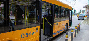 У Дніпрі через обледеніння змінили рух трамваїв №6 та №9: замість них курсують автобуси