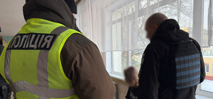 Стало известно, в какой школе в Киеве 9-классник с ножом напал на учительницу