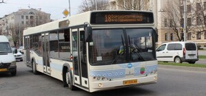 В Днепре после взрывов перекрыли проспект Богдана Хмельницкого: изменены маршруты транспорта